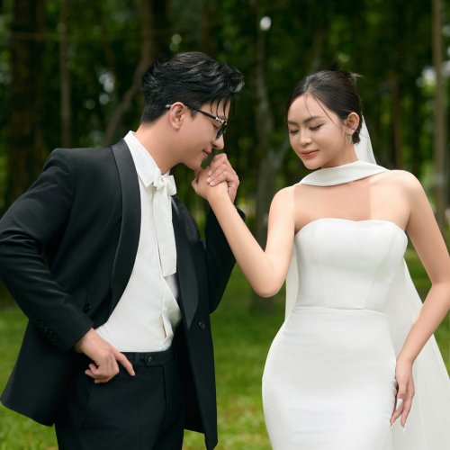 Ngoại cảnh Sài Gòn - Concept Cây xanh lãng mạn