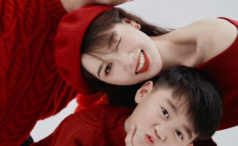 Chụp ảnh kỷ niệm ngày cưới TPHCM